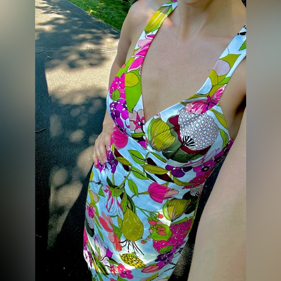 Trina Turk Tropical Floral Criss cross Halter Dress - Picture 4 of 4